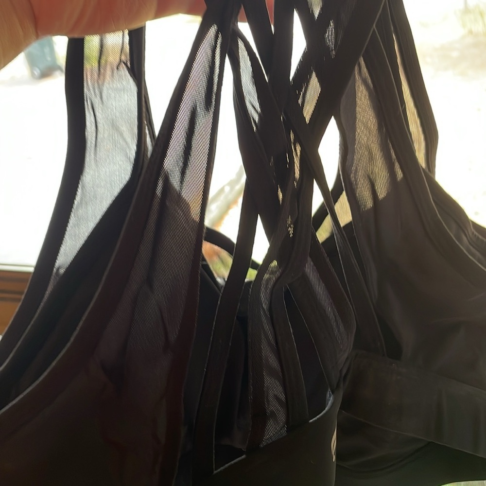 Fabletics High-Impact Bra - Picture 6 of 16